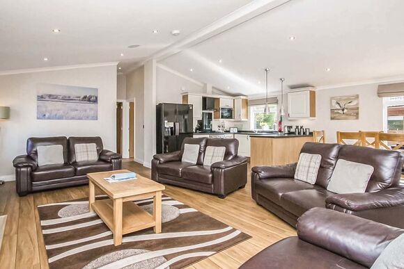 Luxury 4 Hot Tub Lodge (Pet) - Hunters Quay, Hunters Quay, Argyll