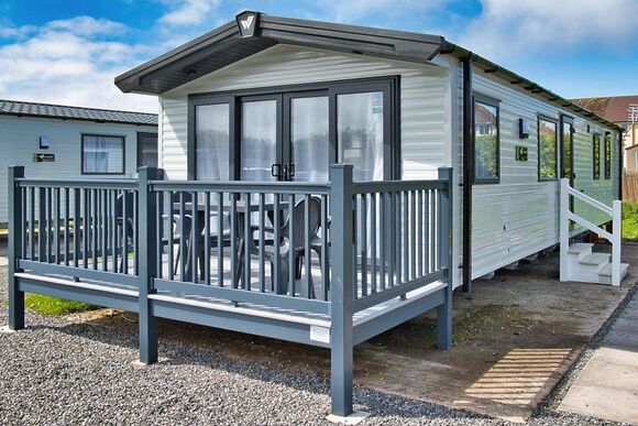 Silver 2 Pet - Hunters Quay, Hunters Quay, Argyll