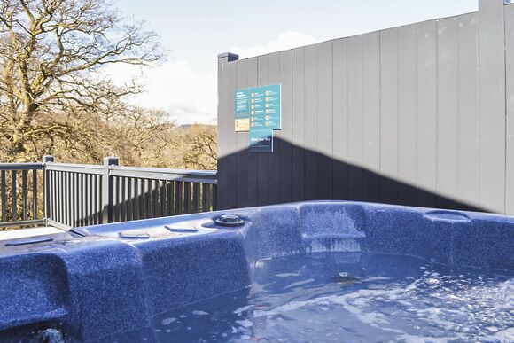 Luxury 3 bed Hot Tub Lodge (Pet) - Hunters Quay, Hunters Quay, Argyll