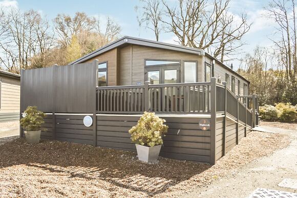 Luxury 2 bed Hot Tub Lodge (Pet) - Hunters Quay, Hunters Quay, Argyll