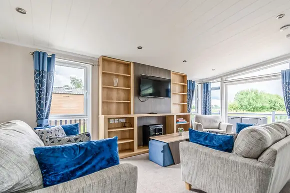 Luxury Lodge Hot Tub - Hanworth Country Park, Potterhanworth