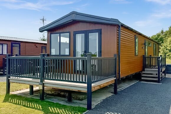 Luxury Leisure Hot tub (Pet) - Hanworth Country Park, Potterhanworth