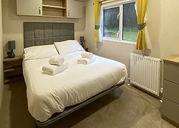 Superior Holiday Home Hot Tub 6 