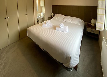 Superior Holiday Home Hot Tub 4 