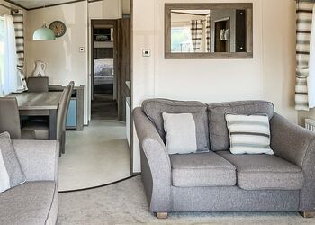 Superior Caravan Hot Tub 4 - Holmans Wood, Chudleigh