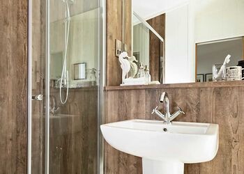 Superior Lodge Hot Tub 6 - Holmans Wood, Chudleigh