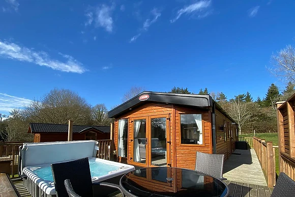 Superior Caravan Hot Tub 4 