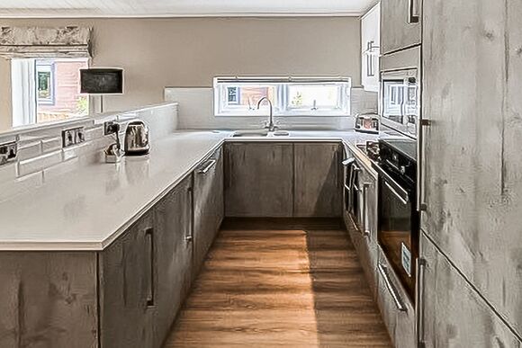 Comfort Plus Lodge 8 - Holmans Wood, Chudleigh