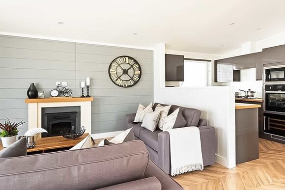 Superior Lodge Hot Tub 6 - Holmans Wood, Chudleigh