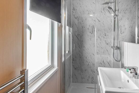 Pladda Pod with Hot Tub S, Pladda Pod with Hot Tub - Heads of Ayr Holiday Park, Ayr