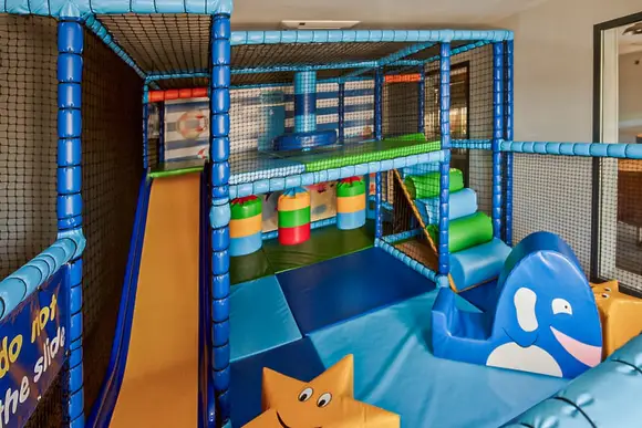 The Bay Colwell, Freshwater, Colwell Bay