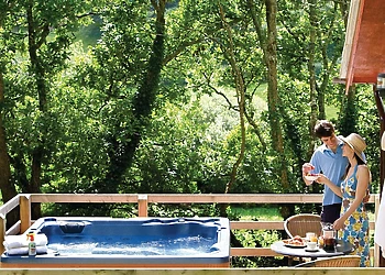 Retreat Lodge