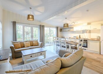 Stamford Spa - Kenwick Woods, Louth, Lincolnshire Wolds