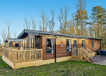 Brayford Lodge Spa (Pet) 