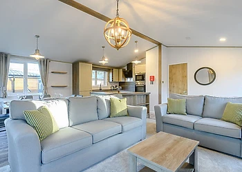 Brayford Lodge Spa (Pet) 