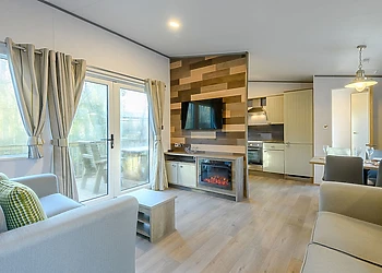 Horncastle Spa Plus (Pet) 