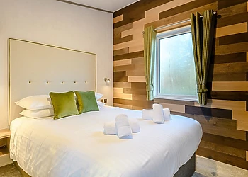 Horncastle Spa Plus (Pet) 