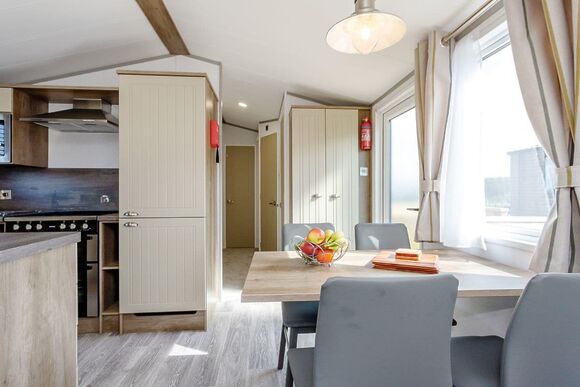 Alford Spa (Pet) - Kenwick Woods, Louth, Lincolnshire Wolds