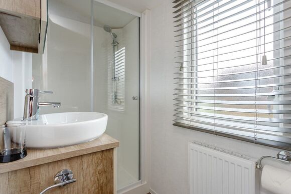 Alford Spa (Pet) - Kenwick Woods, Louth, Lincolnshire Wolds