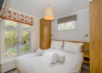 Turner 4 Premier - Keswick Reach Lodge Retreat, Bewaldeth, Keswick