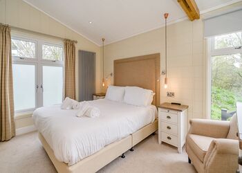 Walpole Premier - Keswick Reach Lodge Retreat, Bewaldeth, Keswick
