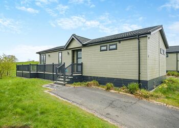 Wainwright Premier - Keswick Reach Lodge Retreat, Bewaldeth, Keswick