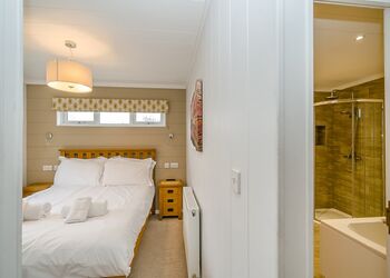 Wainwright Premier - Keswick Reach Lodge Retreat, Bewaldeth, Keswick