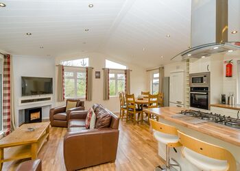 Constable Premier - Keswick Reach Lodge Retreat, Bewaldeth, Keswick