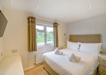 Constable Premier - Keswick Reach Lodge Retreat, Bewaldeth, Keswick