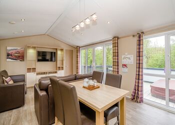 Ruskin Premier 1 - Keswick Reach Lodge Retreat, Bewaldeth, Keswick