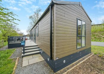 Ruskin Premier 1 - Keswick Reach Lodge Retreat, Bewaldeth, Keswick