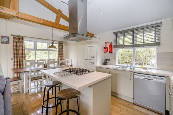 Turner 4 Premier - Keswick Reach Lodge Retreat, Bewaldeth, Keswick