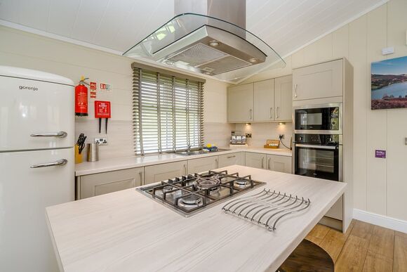 Walpole Premier - Keswick Reach Lodge Retreat, Bewaldeth, Keswick