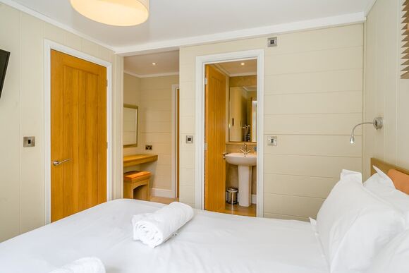 Wordsworth - Keswick Reach Lodge Retreat, Bewaldeth, Keswick