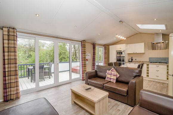 Ruskin Premier 1 - Keswick Reach Lodge Retreat, Bewaldeth, Keswick