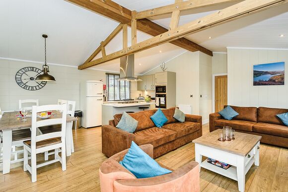 Turner 4 Log Burner - Keswick Reach Lodge Retreat, Bewaldeth, Keswick