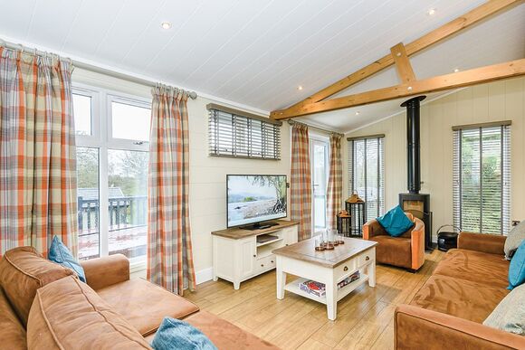 Turner 4 Log Burner - Keswick Reach Lodge Retreat, Bewaldeth, Keswick