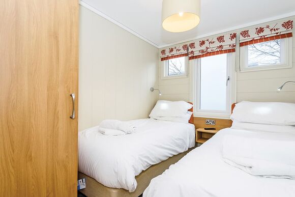 Turner 4 Log Burner - Keswick Reach Lodge Retreat, Bewaldeth, Keswick