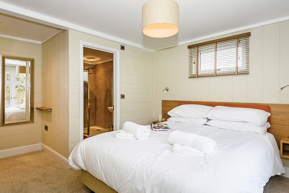 Wainwright Log Burner - Keswick Reach Lodge Retreat, Bewaldeth, Keswick