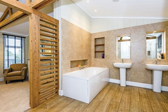 Walpole Log Burner - Keswick Reach Lodge Retreat, Bewaldeth, Keswick