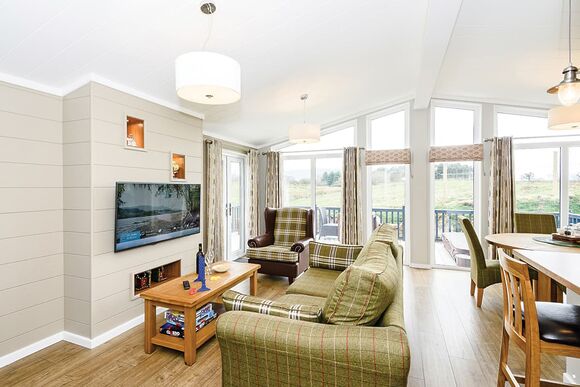 Wordsworth Log Burner - Keswick Reach Lodge Retreat, Bewaldeth, Keswick