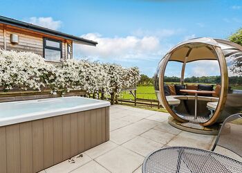 Beauly Lodge - Kessock Highland Lodges, North Kessock, Inverness