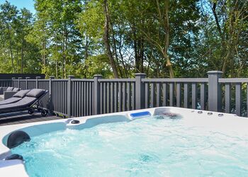 Buckingham - Kingswood Golf and Leisure Park, Doncaster, South Yorkshire