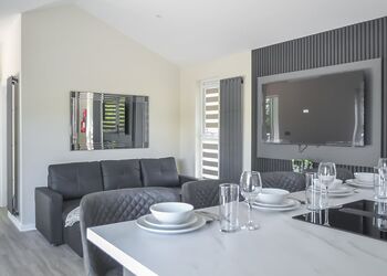 Buckingham VIP - Kingswood Golf and Leisure Park, Doncaster, South Yorkshire
