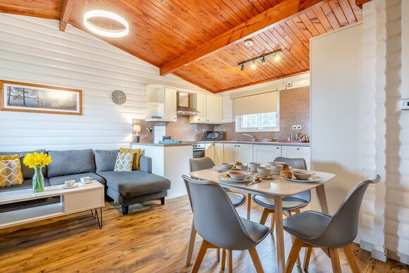 Elf Kirk Spa (Pet) - Kielder Waterside, Kielder Water and Forest Park