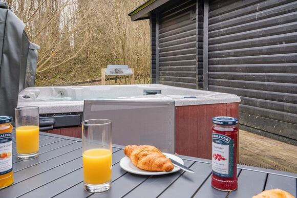 Falstone Spa (Pet) - Kielder Waterside, Kielder Water and Forest Park