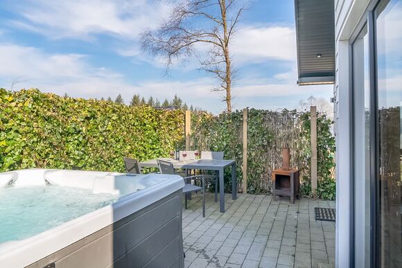 Beech Premier Spa (Pet) - Kielder Waterside, Kielder Water and Forest Park