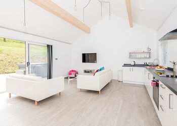 Ash Cottage - Kilminorth Cottages, Watergate, Looe