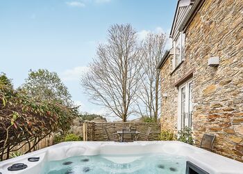 Bridle Cottage - Kilminorth Cottages, Watergate, Looe