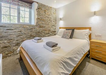 Queen Park Cottage - Kilminorth Cottages, Watergate, Looe